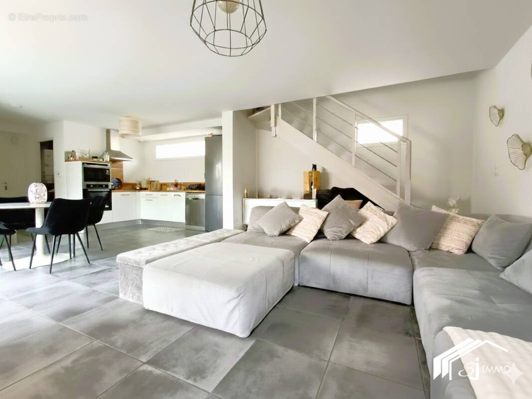 Maison à AUCAMVILLE