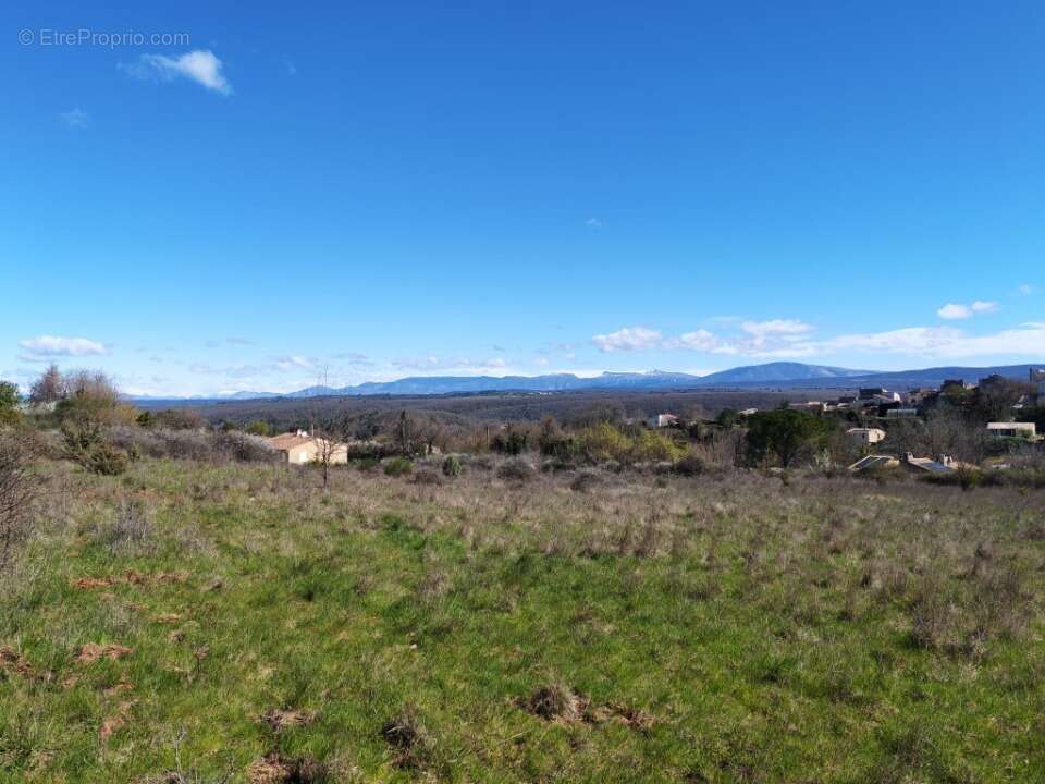 Terrain à MONTMEYAN