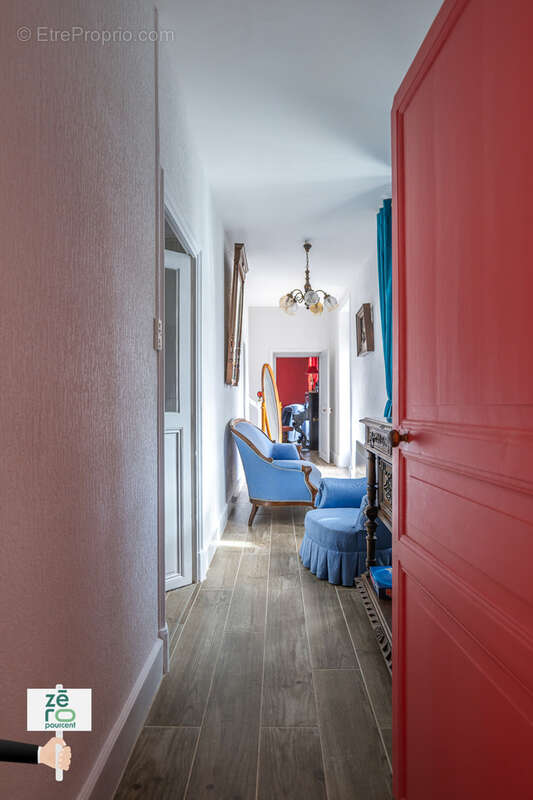 Maison à LES MAGNILS-REIGNIERS