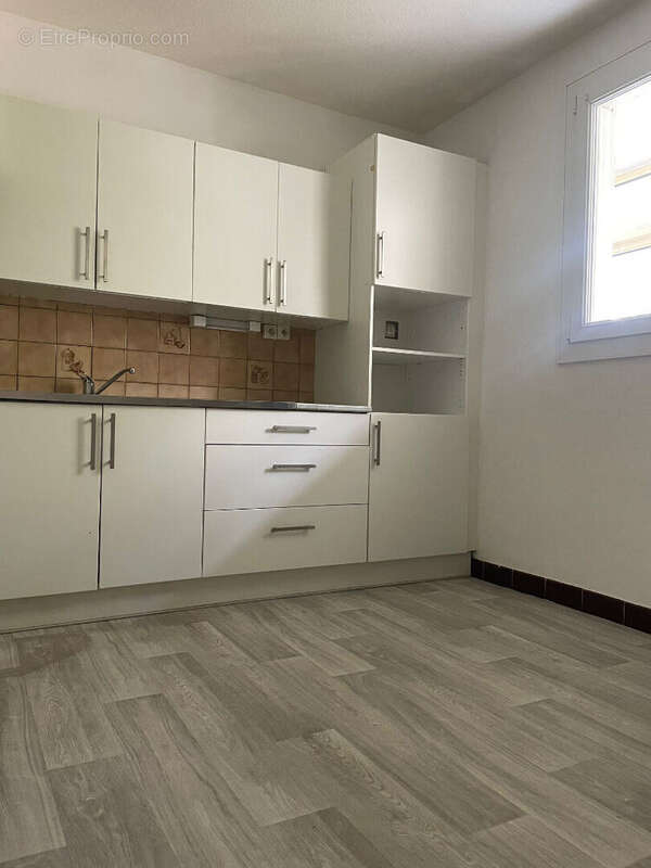 Appartement à SAINT-JEAN-DE-BRAYE