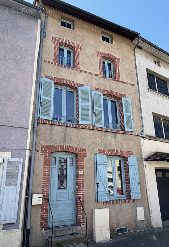 Maison à COURPIERE