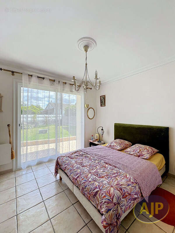 Maison Rezé  Chêne Creux Spacieuse maison familiale de 172 m² - photo 6