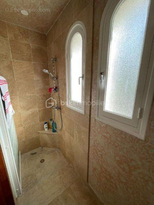 Maison catalane rénovée – 175 m² – 5 chambres – garage – jardin - photo 15
