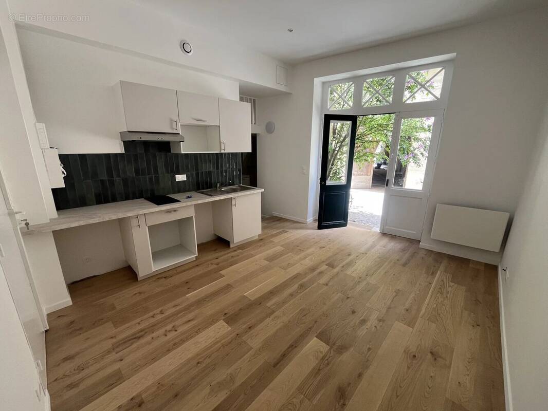 Appartement à BORDEAUX