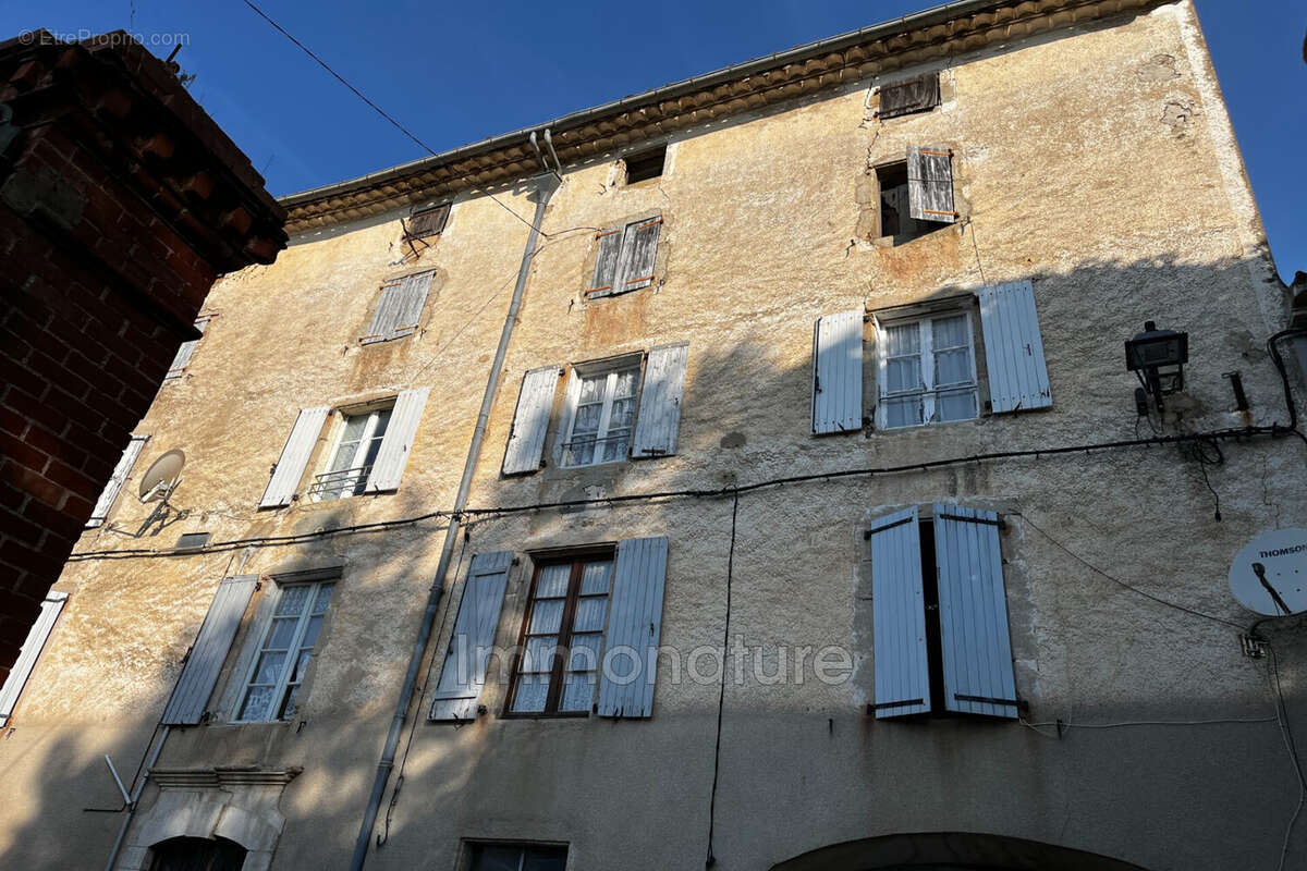 Maison à MONOBLET