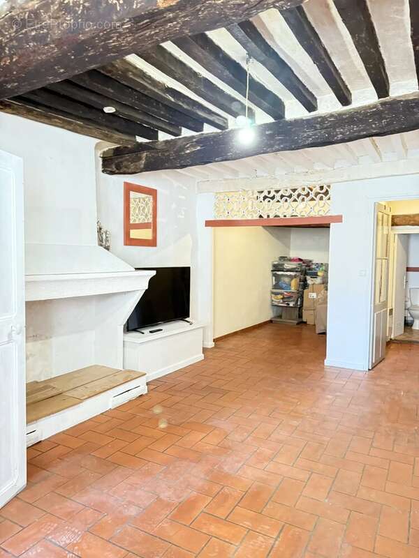 Appartement à BESSE-SUR-ISSOLE