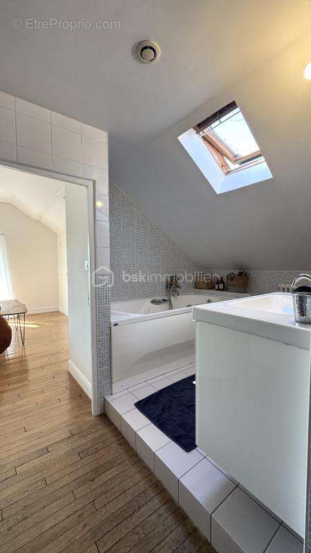 Maison à ARMENTIERES-EN-BRIE