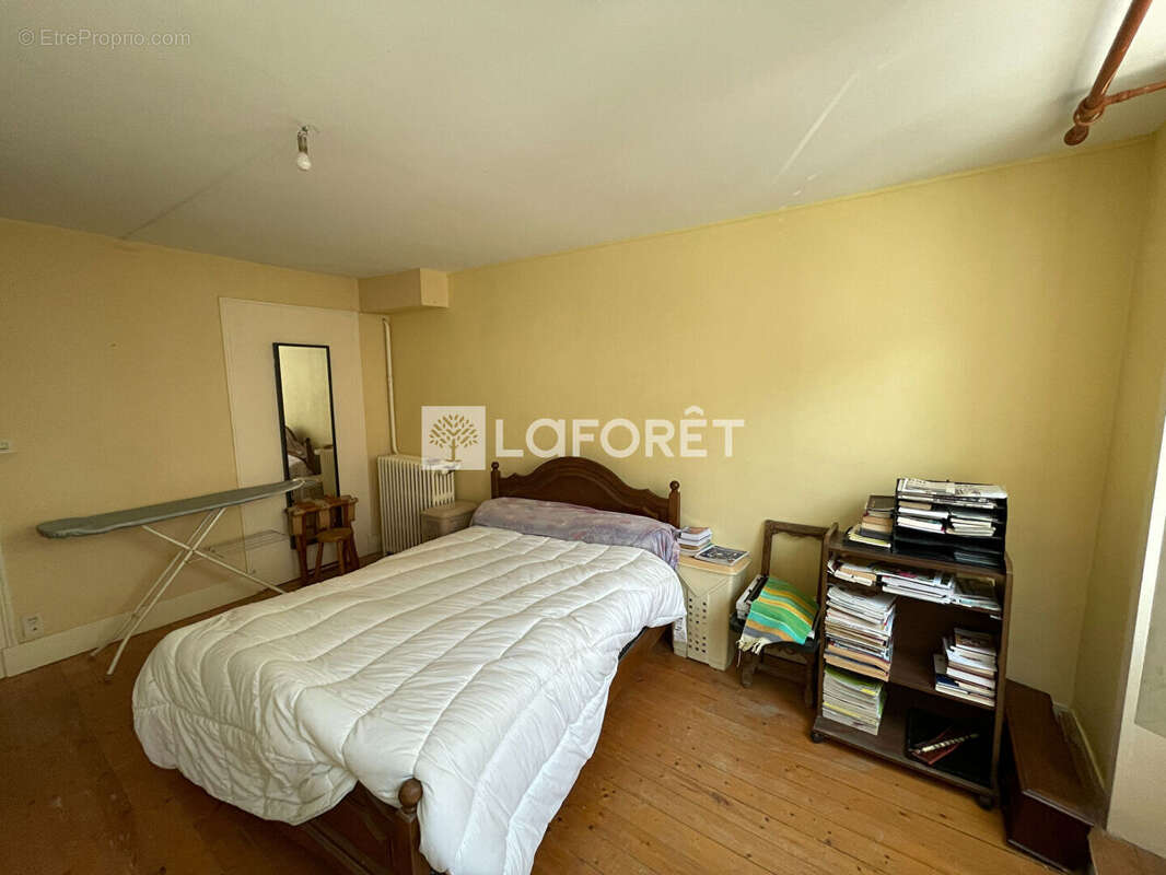 Appartement à LONS-LE-SAUNIER