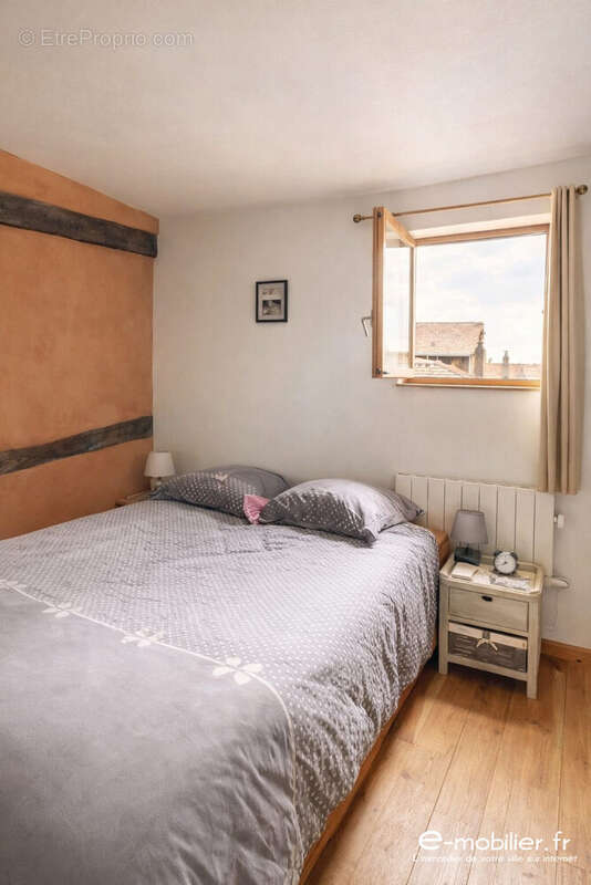 Appartement à CHARLIEU