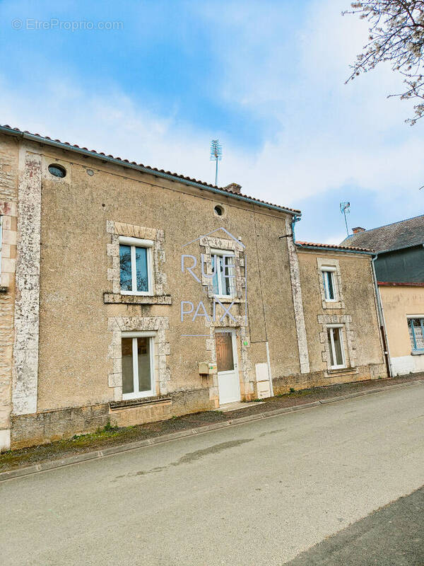 Maison à MASSOGNES