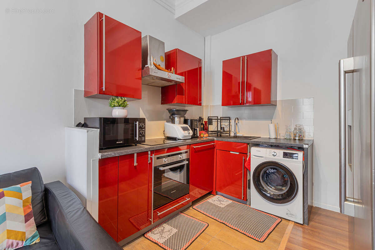 Appartement à MARSEILLE-2E