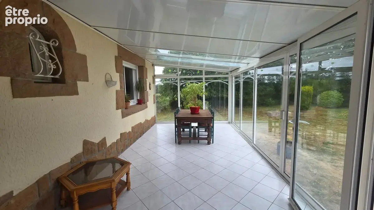 Tonquédec Néo Bretonne sur sous sol total avec dépendance de 70m². - photo 4