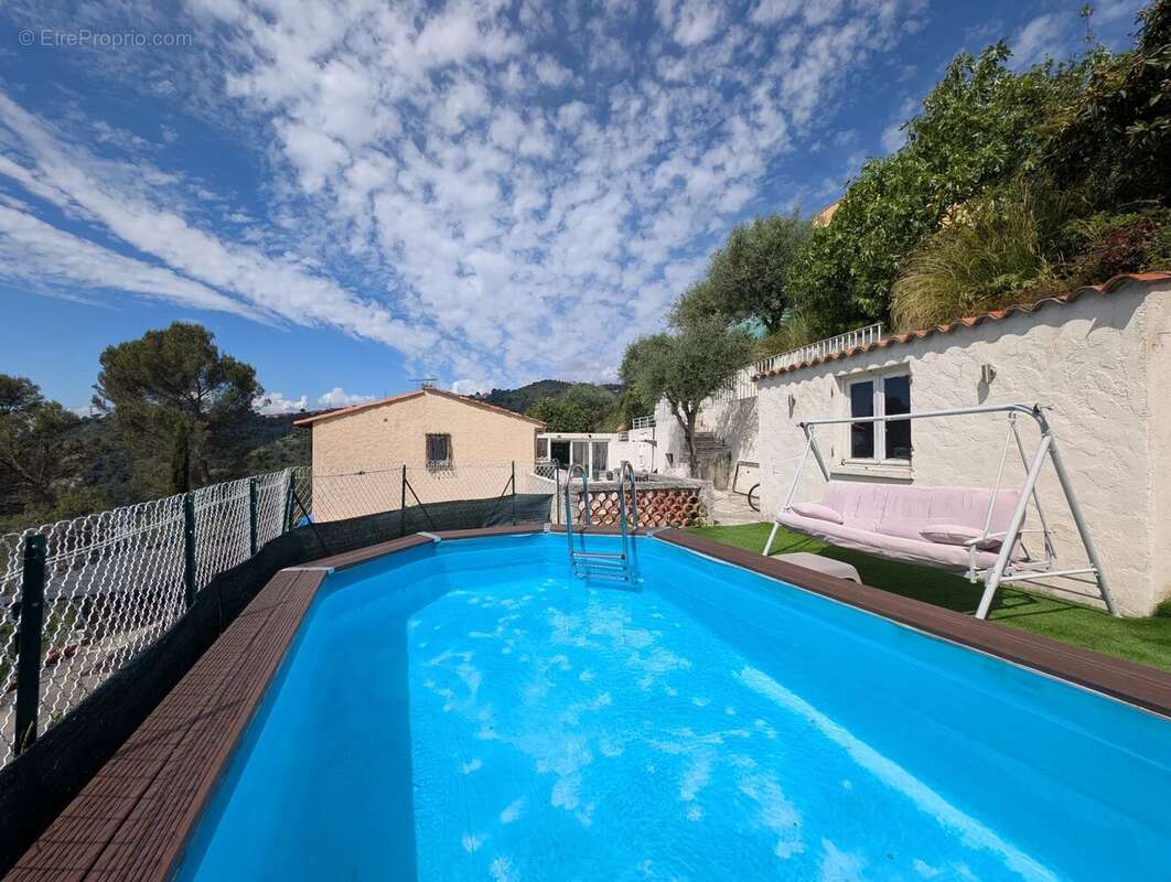 Maison à DRAP