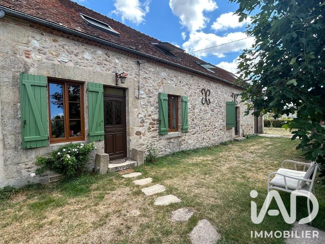 Photo 1 - Maison à SAINT-PLAISIR