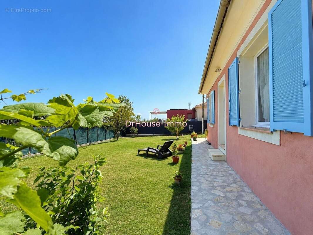 Maison 91 m² à Cagnes-Sur-Mer  - photo 2