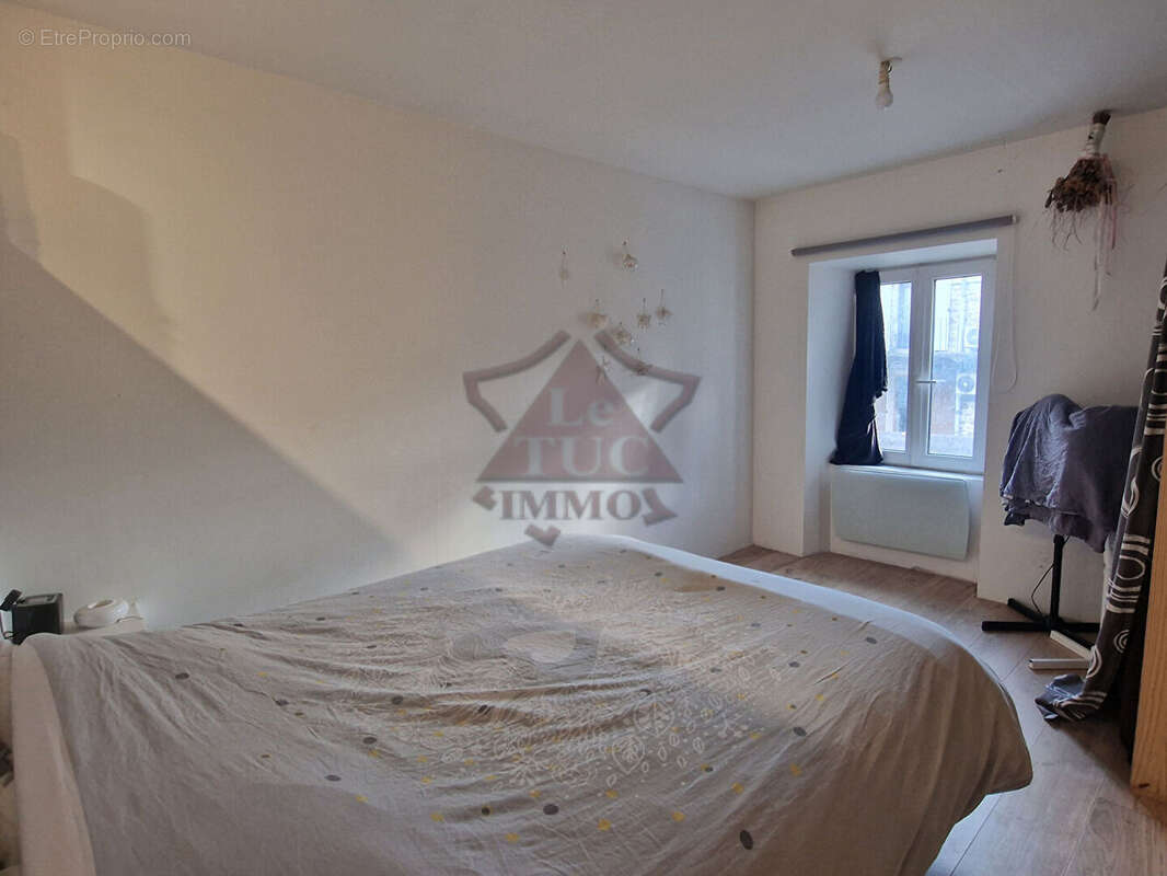 Maison à ROBIAC-ROCHESSADOULE