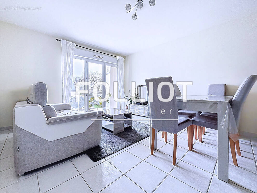 Appartement à MATHIEU