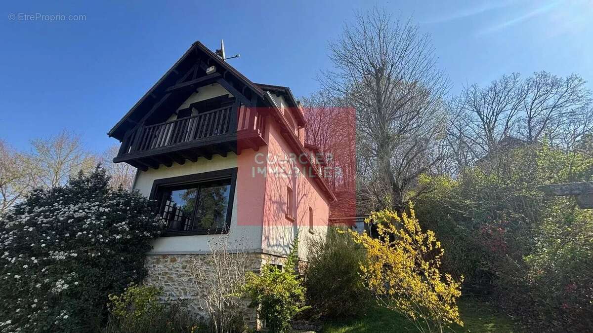 Maison à JOUARS-PONTCHARTRAIN