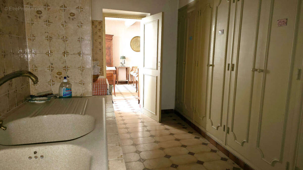 Appartement à ENTRECHAUX