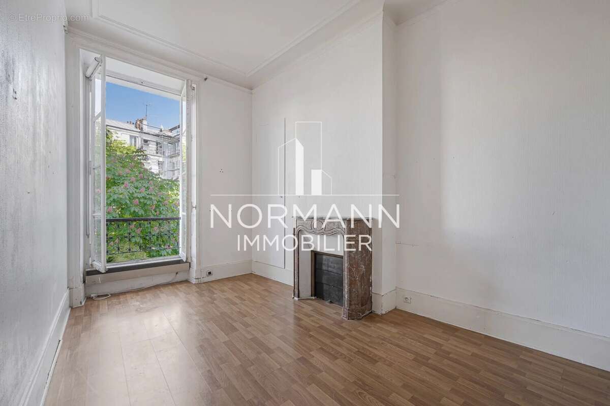 Appartement à NEUILLY-SUR-SEINE
