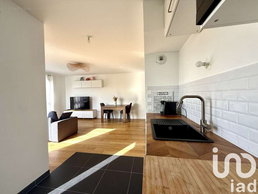 Photo 5 - Appartement à COLOMBES