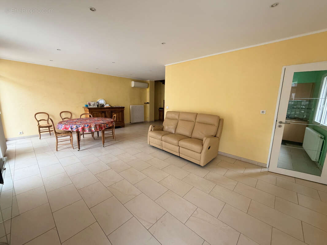 Maison à SAINT-GEORGES-D'ORQUES