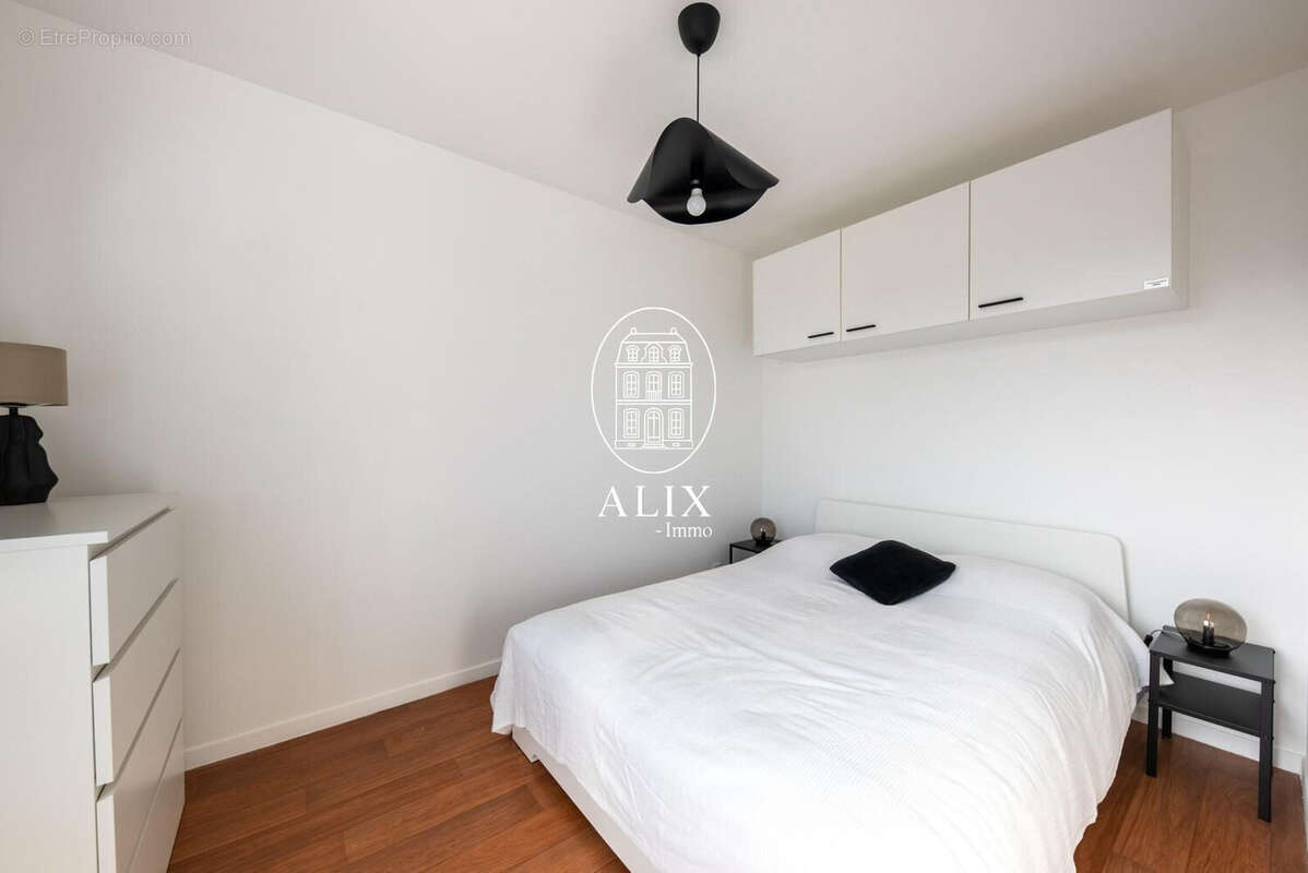 Appartement à NANTERRE