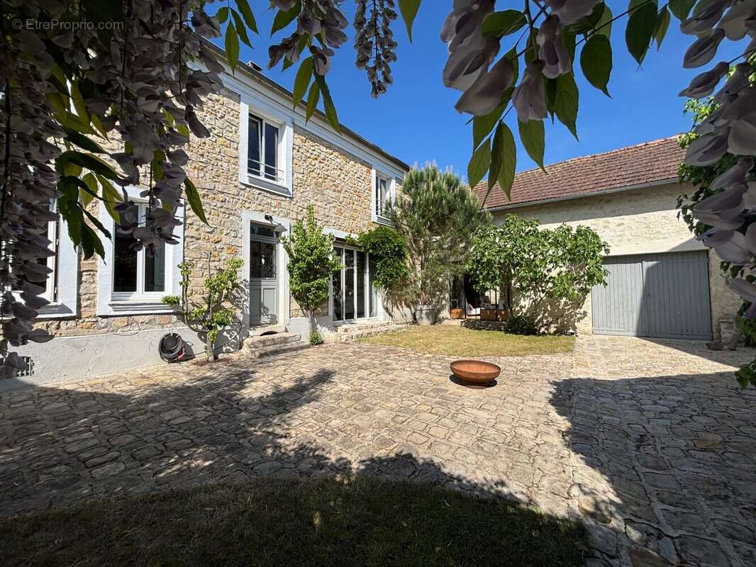 Maison à BOURRON-MARLOTTE