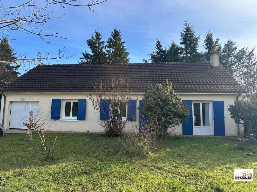 Maison à SAINT-AMAND-MONTROND