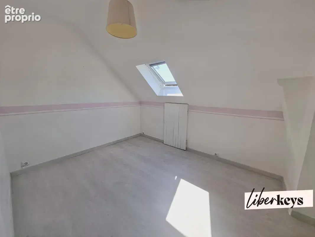 Butry-sur-Oise – Maison lumineuse et spacieuse avec belle pièce de vie - photo 11