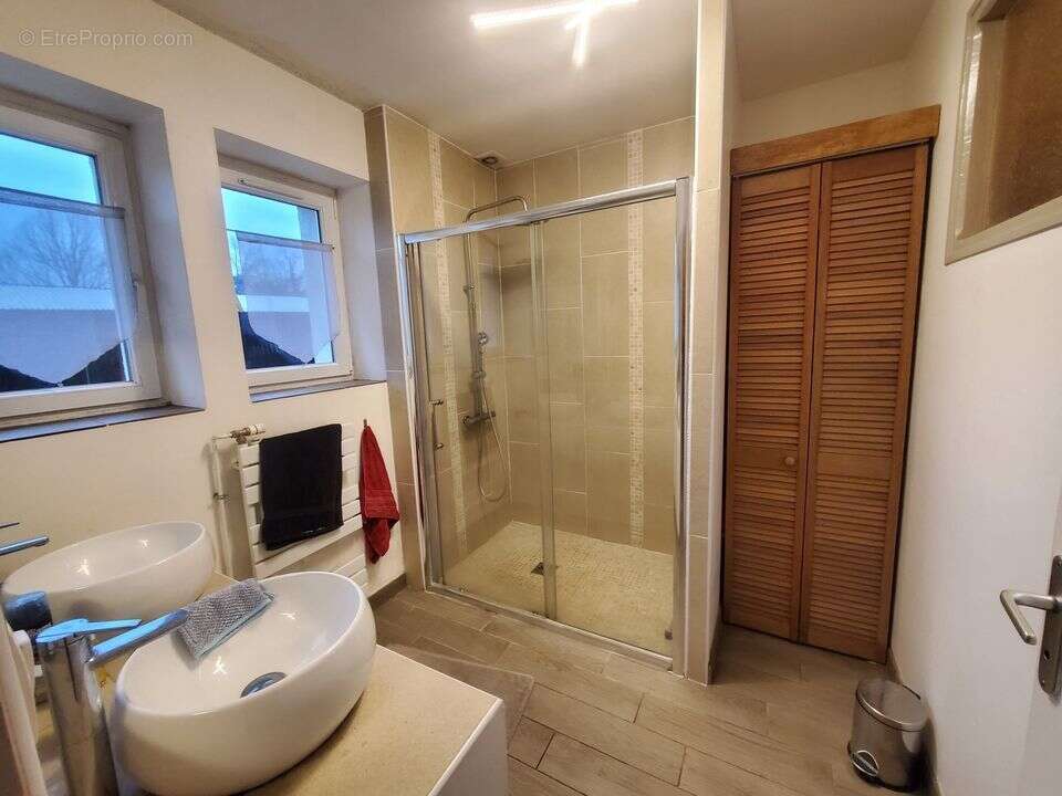 Maison à SAINT-GEORGES-SUR-LA-PREE