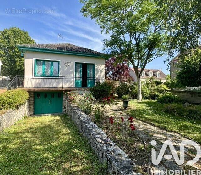 Photo 1 - Maison à MORET-SUR-LOING