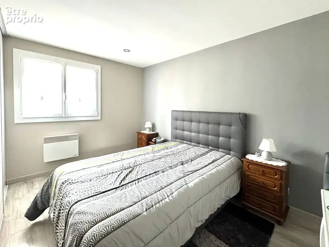 Maison familiale de 210 m² avec 6 chambres dont  3 chambres de plain-pied  et  jardin à saint-mars-la-brière - photo 8