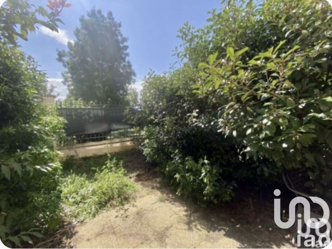 Photo 8 - Appartement à SAINT-PIERRE-DU-PERRAY