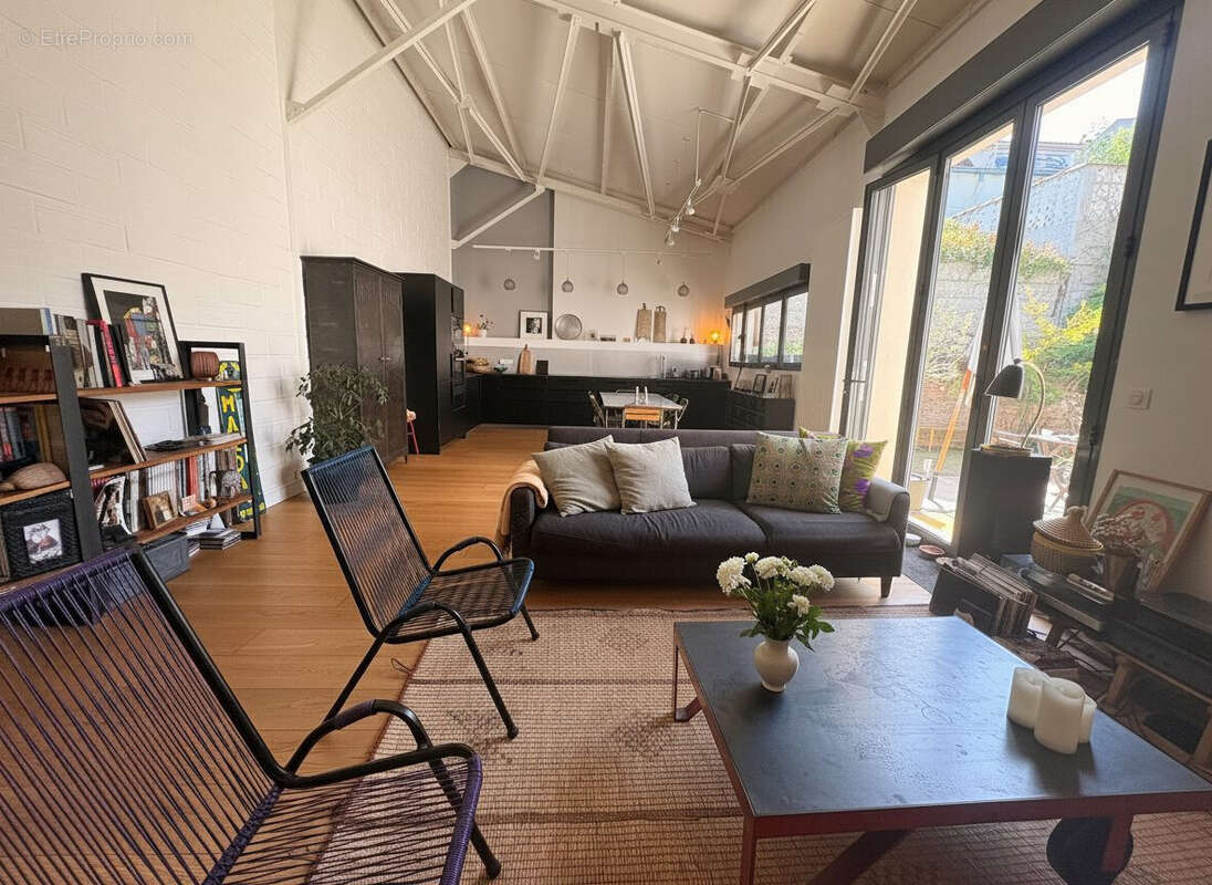 Maison 142 m² à Pantin  - photo 4
