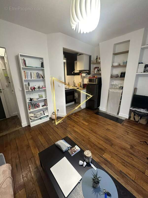 Appartement à PARIS-11E