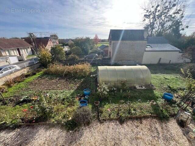 Maison à MEZIDON-CANON