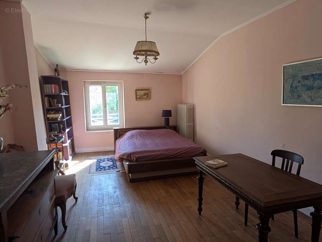 Maison à FRANCHEVILLE