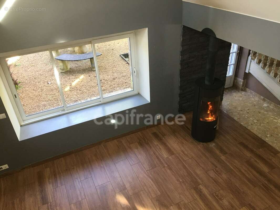 Maison en pierre avec plus d’un hectare de terrain – Berrien - photo 15