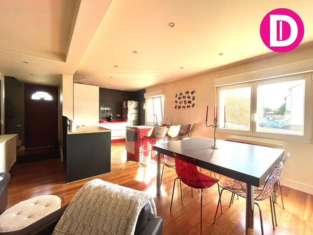 Maison à CONFLANS-EN-JARNISY