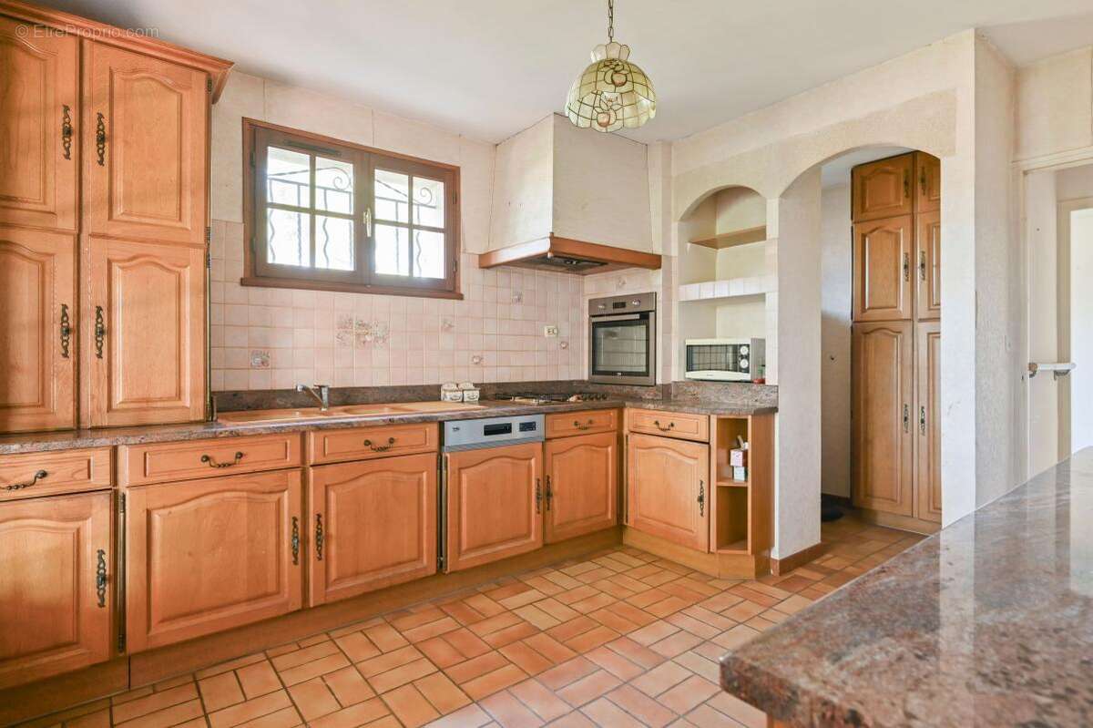 Maison à SIX-FOURS-LES-PLAGES