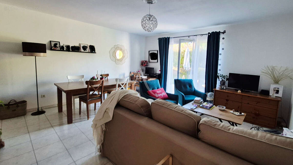 Maison de plain pied à Ternant avec une piscine privative pour résident - photo 5
