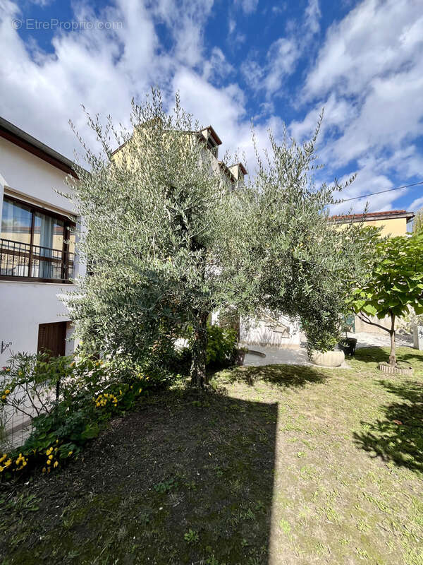 Appartement à VENISSIEUX