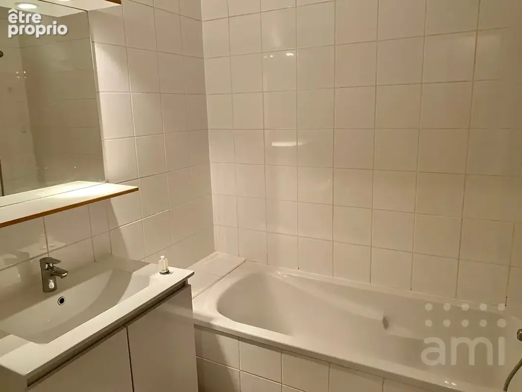 Appartement Niort 2 pièces -71 m2 - photo 4