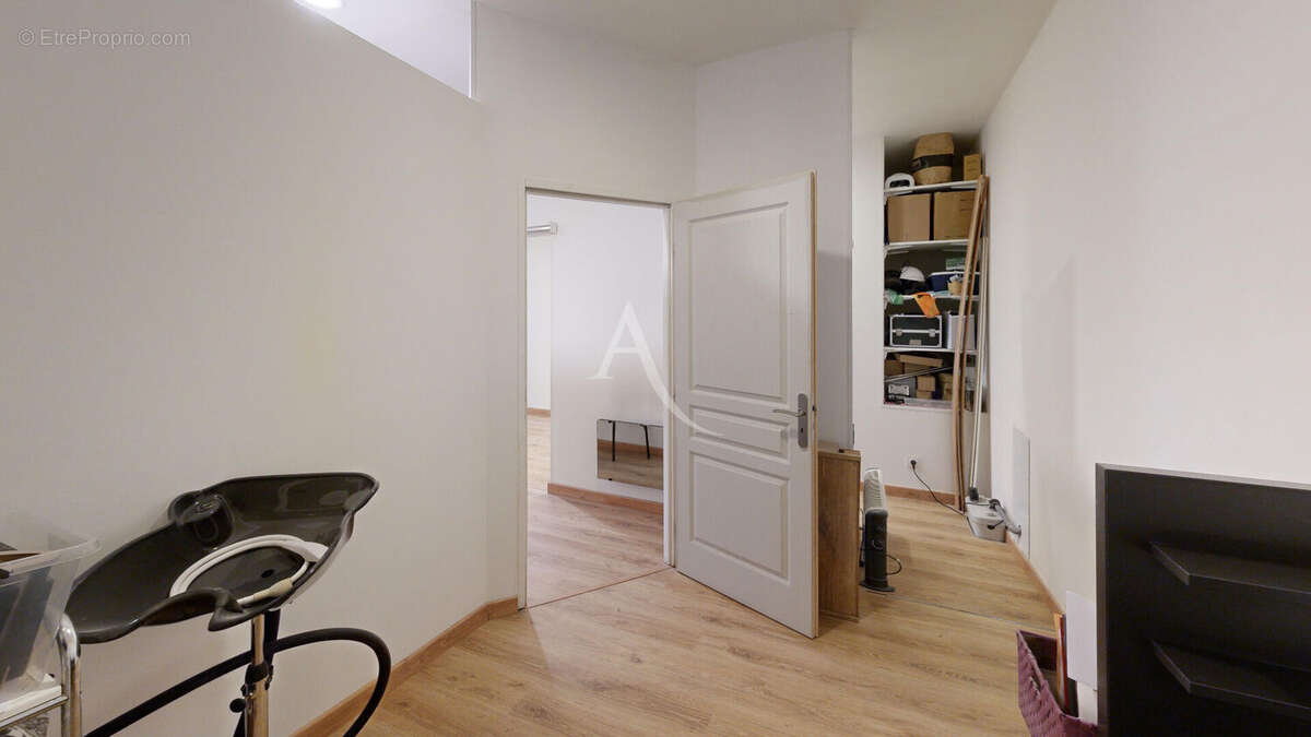 Commerce à CARCASSONNE