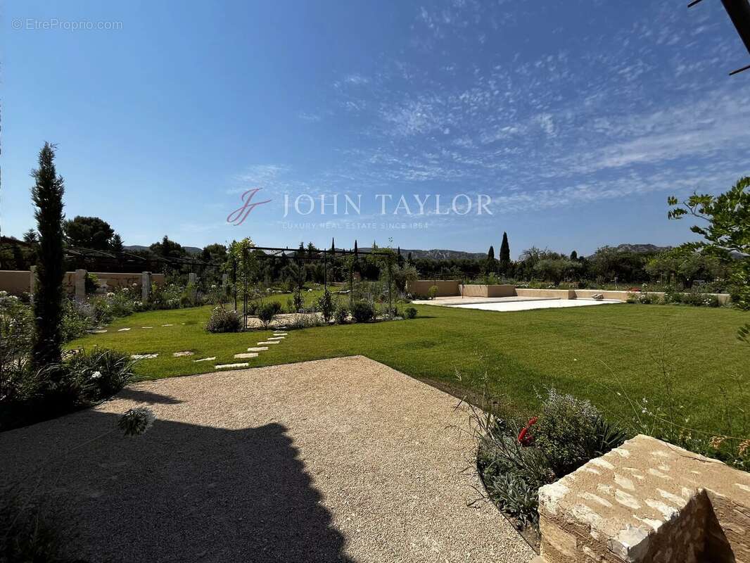 Mas a vendre - eygalières - photo 11