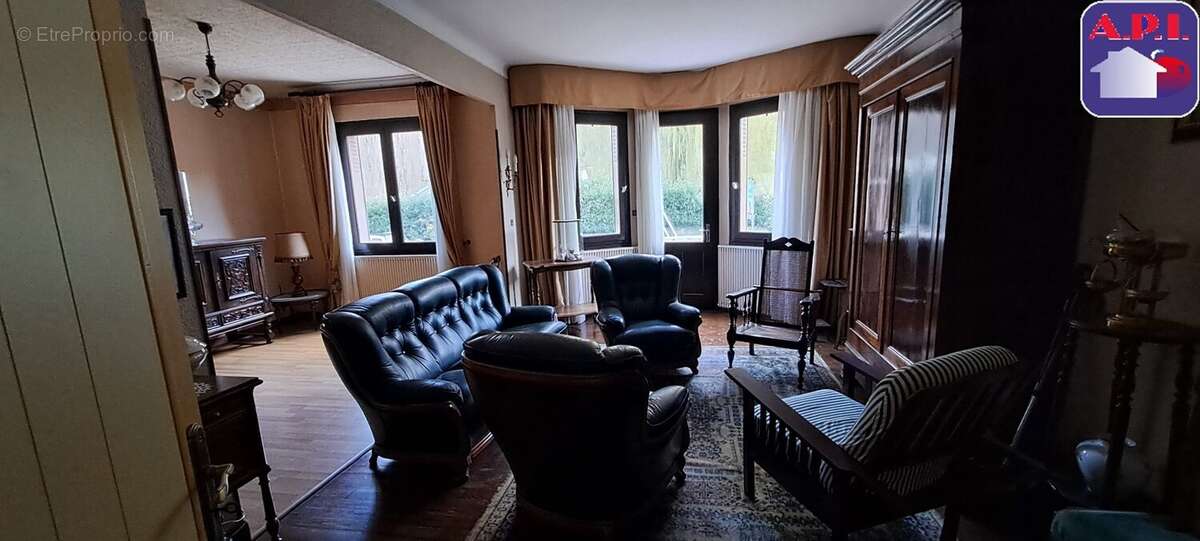 Maison à MONTFERRIER