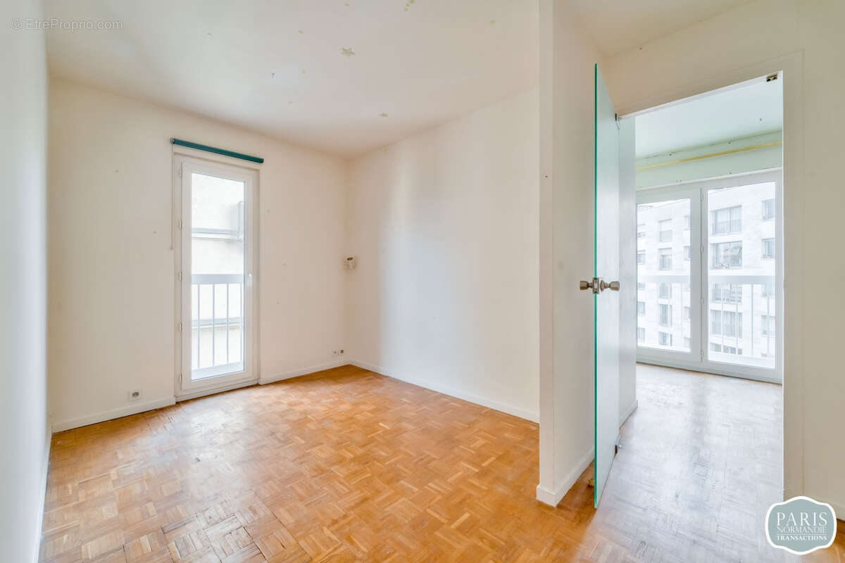 Appartement à PARIS-12E