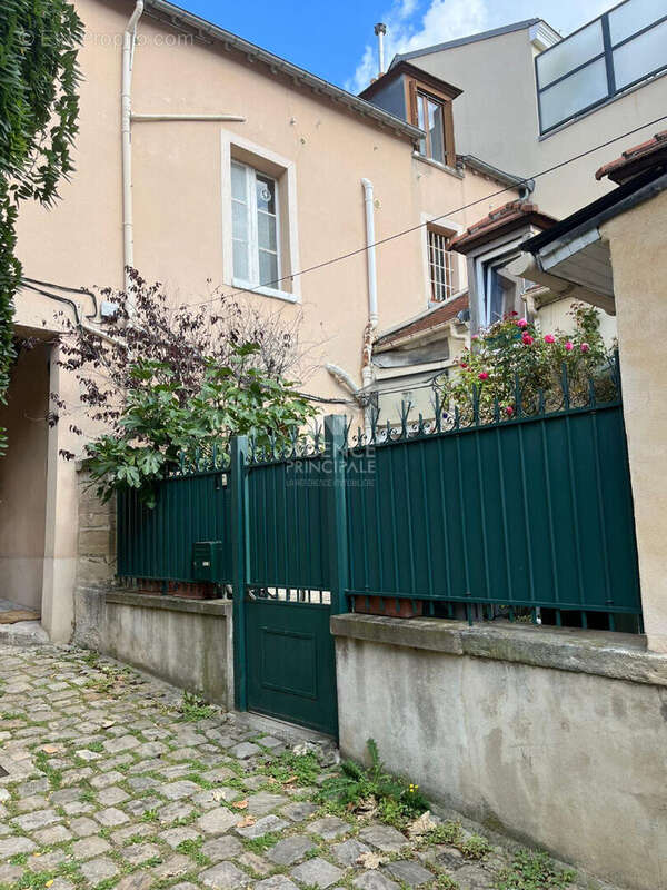 Appartement à MAISONS-LAFFITTE