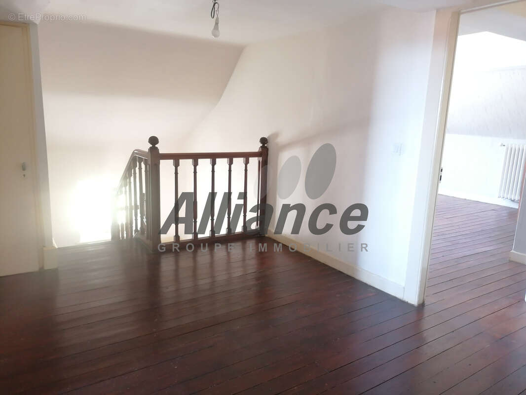 Maison à AILLEVILLERS-ET-LYAUMONT